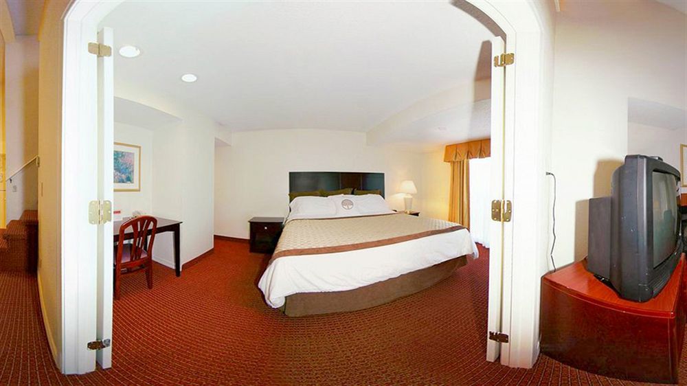 Hawthorn Extended Stay By Wyndham Wichita Eksteriør billede