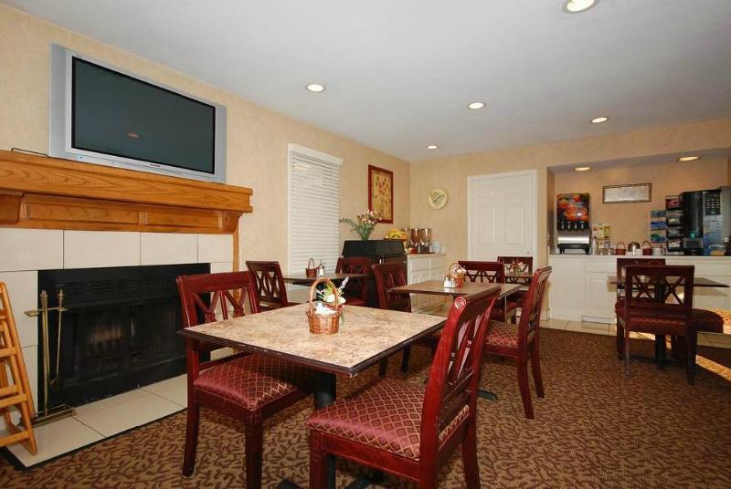 Hawthorn Extended Stay By Wyndham Wichita Eksteriør billede