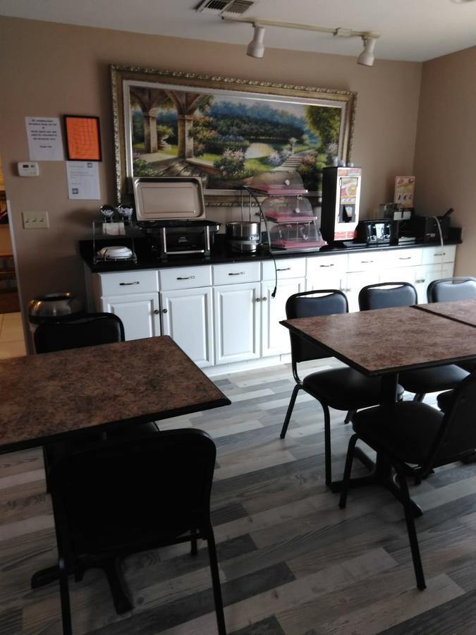 Hawthorn Extended Stay By Wyndham Wichita Eksteriør billede